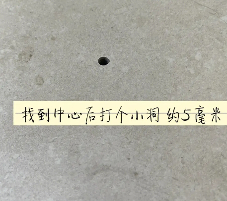 桑植瓷砖空鼓维修公司专业解答在瓷砖铺贴过程中，如果砂料搅拌不均匀，将会带来以下问题